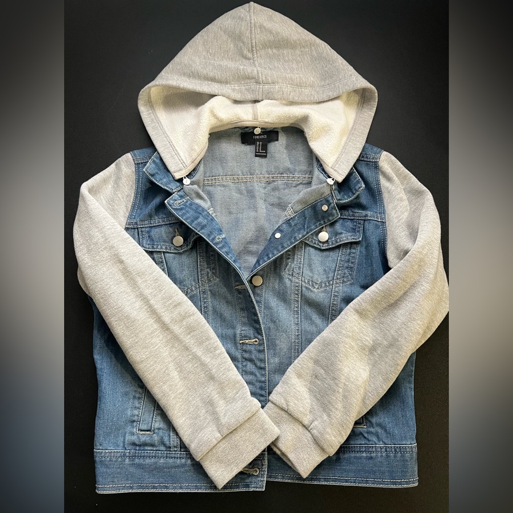 Forever 21 Jean Denim Hooded Jacket Women’s Size Medium